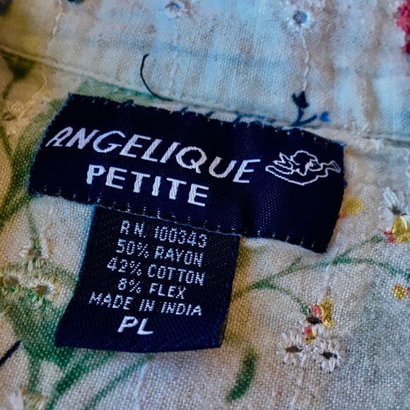 Vintage Embroidered Blouse - Picture 5 of 5